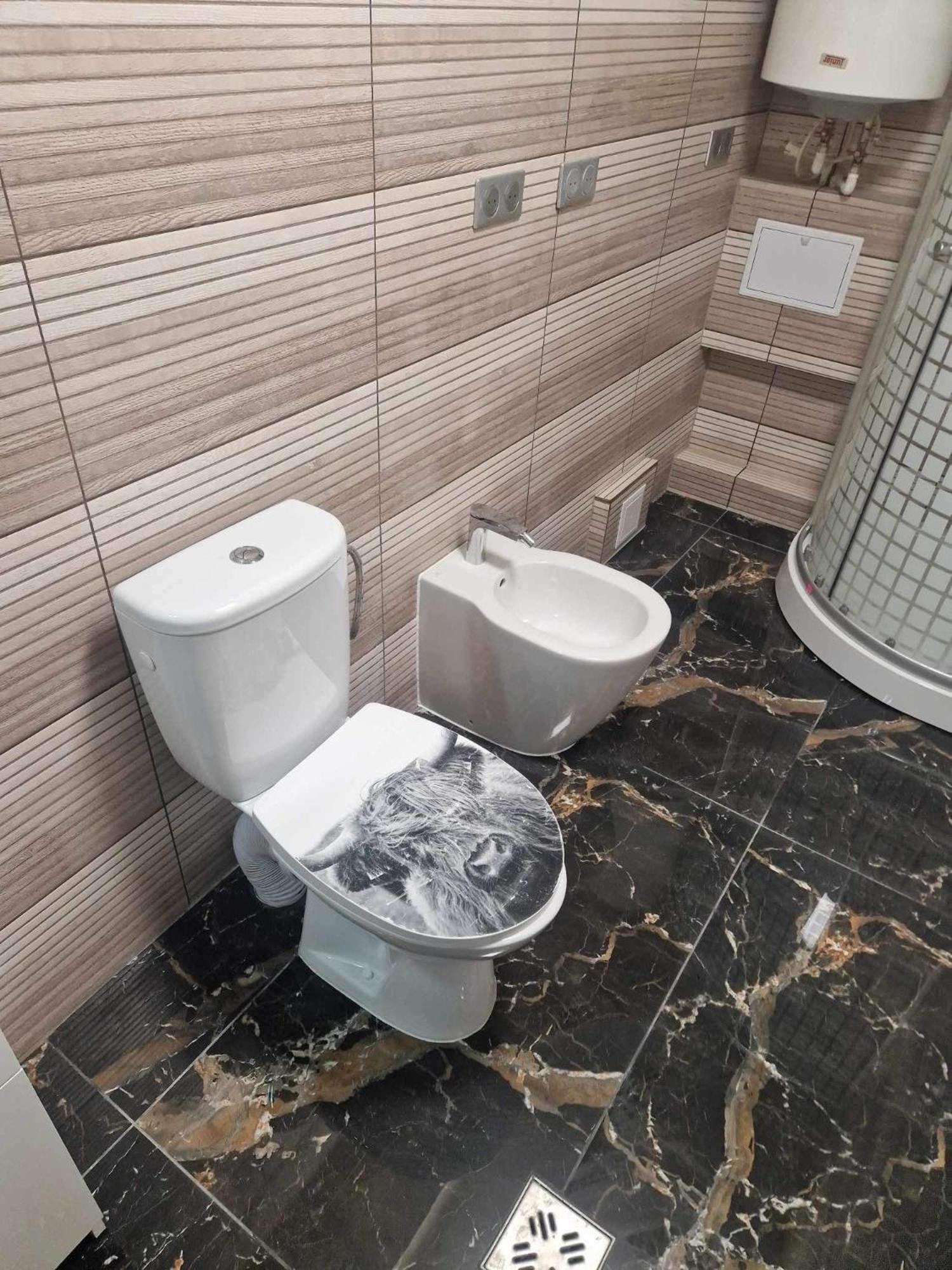 Lovely 1 Bedroom Flat In A 2 Ground Floor House Craiova Esterno foto